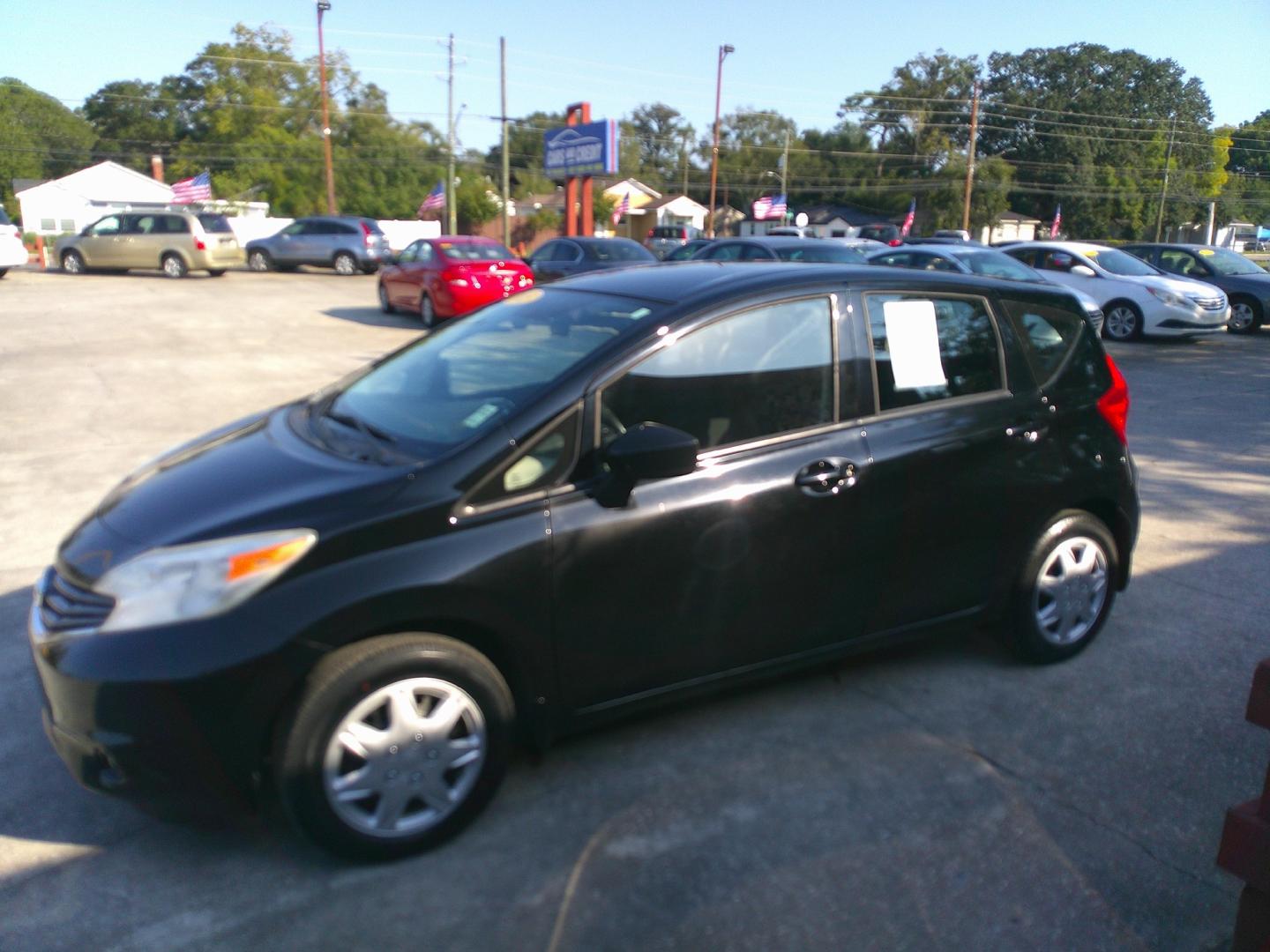 2015 BLACK NISSAN VERSA NOTE S; SV; S (3N1CE2CP3FL) , located at 1200 Cassat Avenue, Jacksonville, FL, 32205, (904) 695-1885, 30.302404, -81.731033 - Photo#1